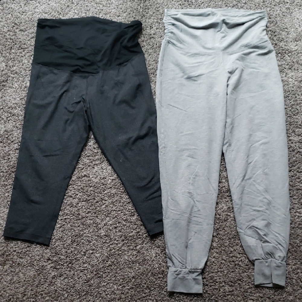 Bundle of 2 VGUC Maternity Pants Gray Joggers and Charcoal Cropped Leggings